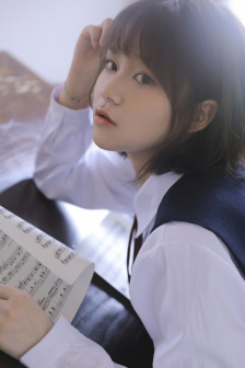 漂亮的女士护士内衣